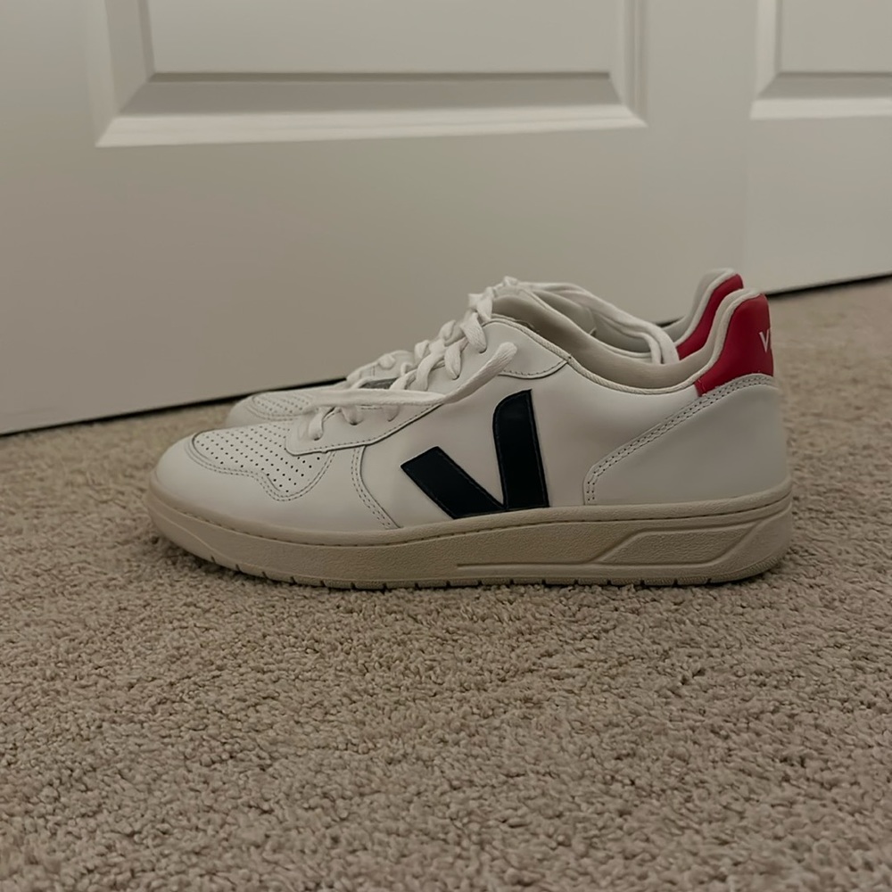 Men’s Vejas